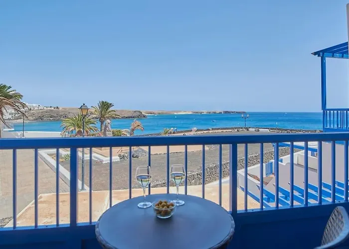 Duplex Ilic Sea Views,front Line,10 Min To Marina Διαμέρισμα