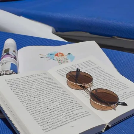 Duplex Ilic Sea Views,front Line,10 Min To Marina