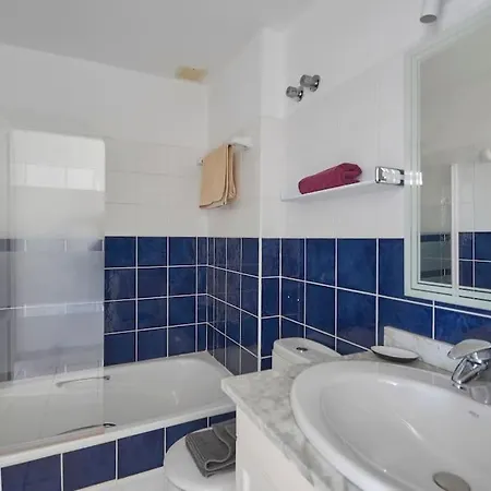 アパート Duplex Ilic Sea Views,front Line,10 Min To Marina