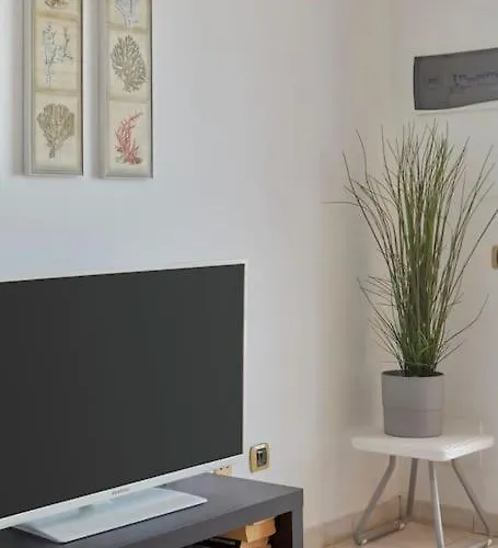 Duplex Ilic Sea Views,front Line,10 Min To Marina Apartamento *